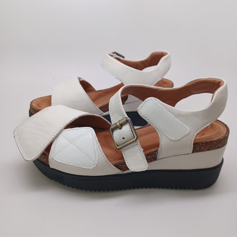 Clarks Unstructured Sandals White Cork Wedge Adjustable Two Strap Womens 7 - Picture 8 of 16